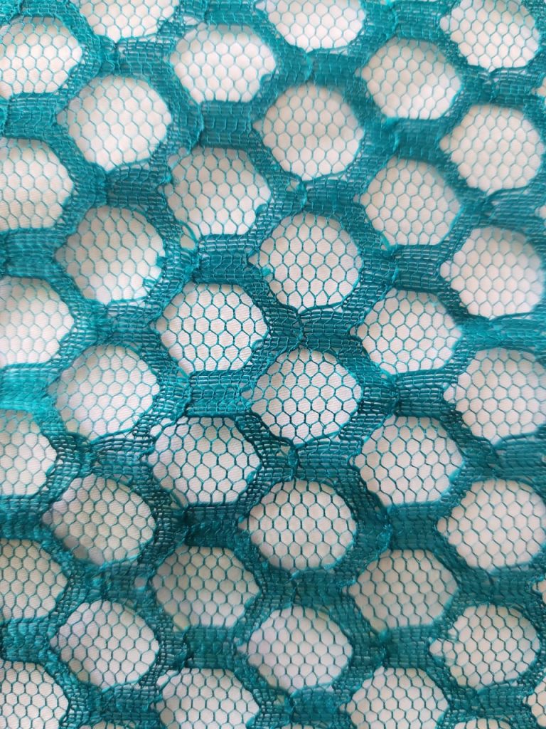 Warp knitted fabric